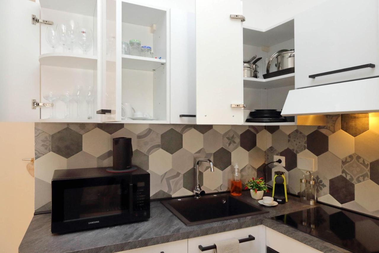 4Bnb - Cozy Albornoz Flat Рим Экстерьер фото